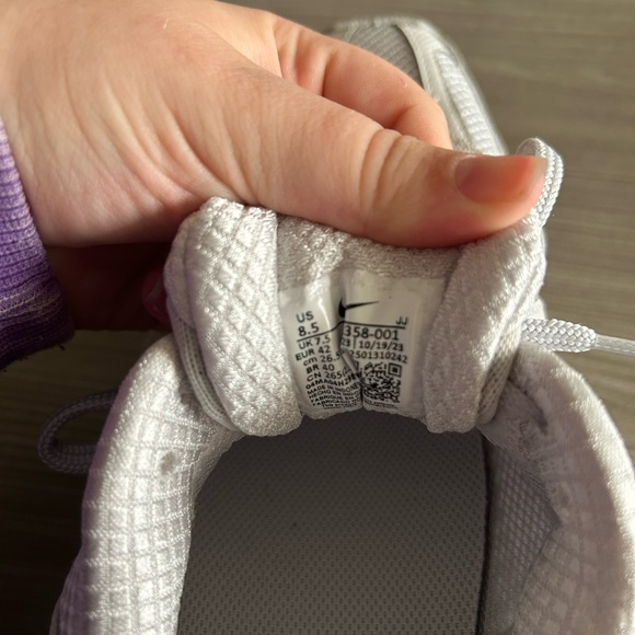 Nike Vomero 5 Vast Grey/Vast Grey-Black-Sail in Size 8.5 mens. Brand New!! - Picture 6 of 7